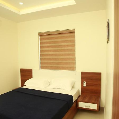 Dreams Residency Manjeri Экстерьер фото
